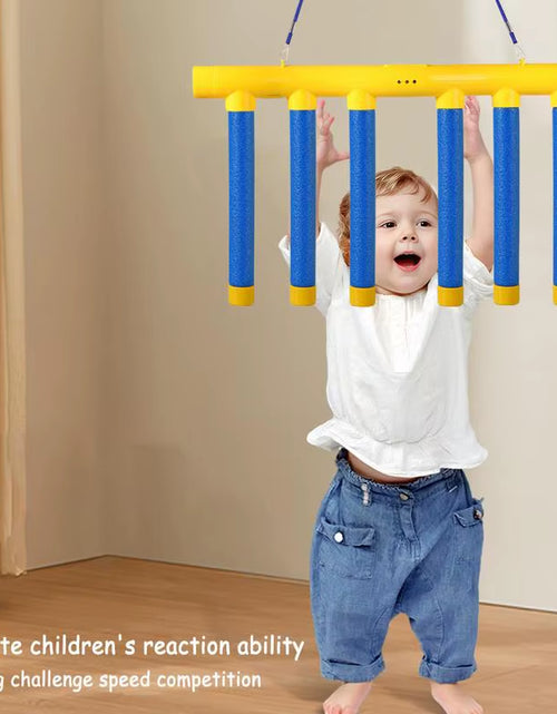 Load image into Gallery viewer, Challenge Falling Sticks Game Kids Stick Catching Toy Training Reaction Ability Educational Parent-Child Interactive Sports Toy
