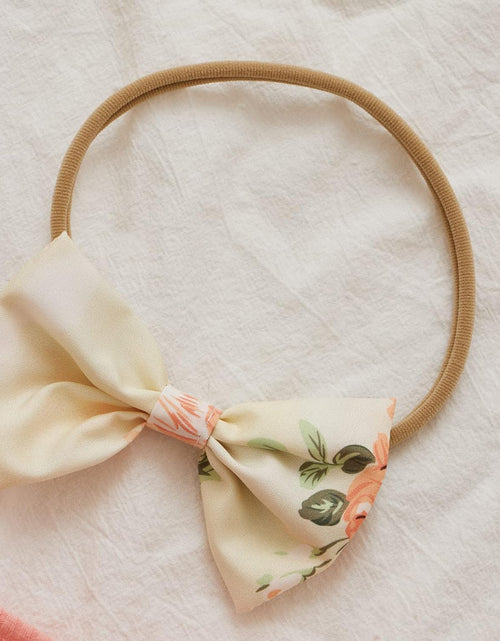 Load image into Gallery viewer, Newborn Infant Baby Girl Ruffle Long Sleeve Ribbed T-Shirt Top Floral Suspender Shorts Headband Winter Clothes
